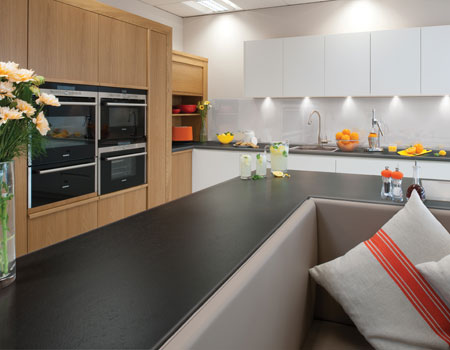 formica-bankskivor-2013-kp-fg-diamondblack