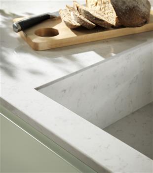 lg-coll-quartz_close2-2015-kp-fg